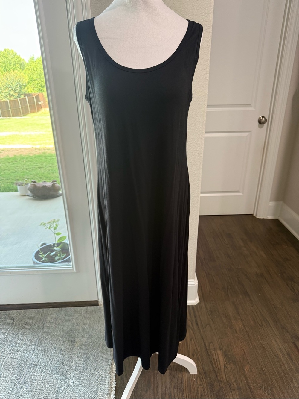 Uniqlo Black Sleeveless Maxi Dress - Scoop Neck